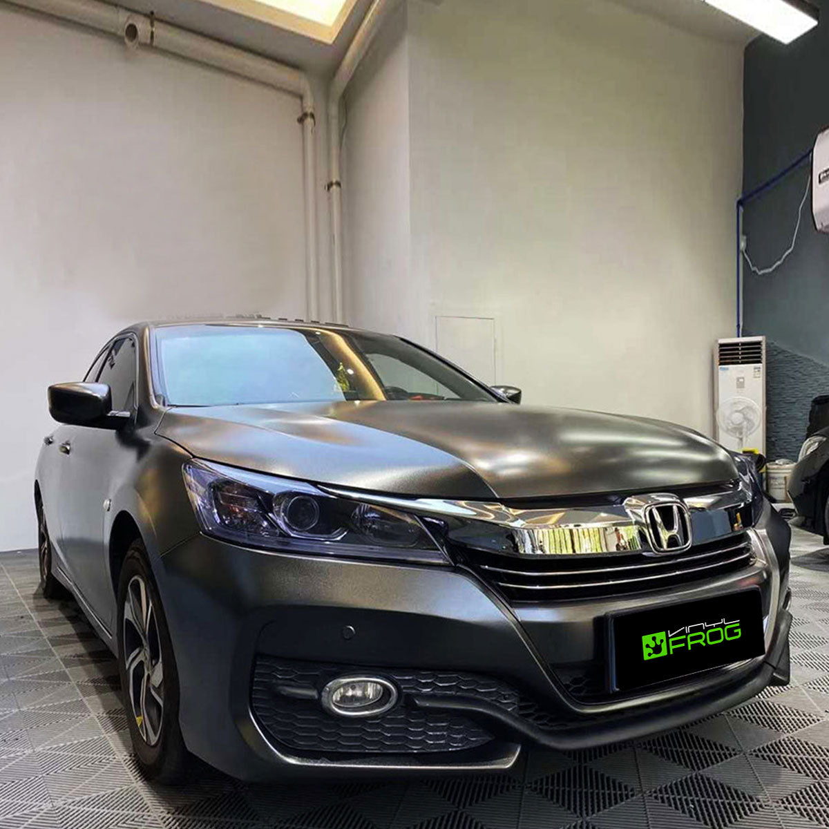 Satin Metallic Graphite Grey Vinyl Wrap