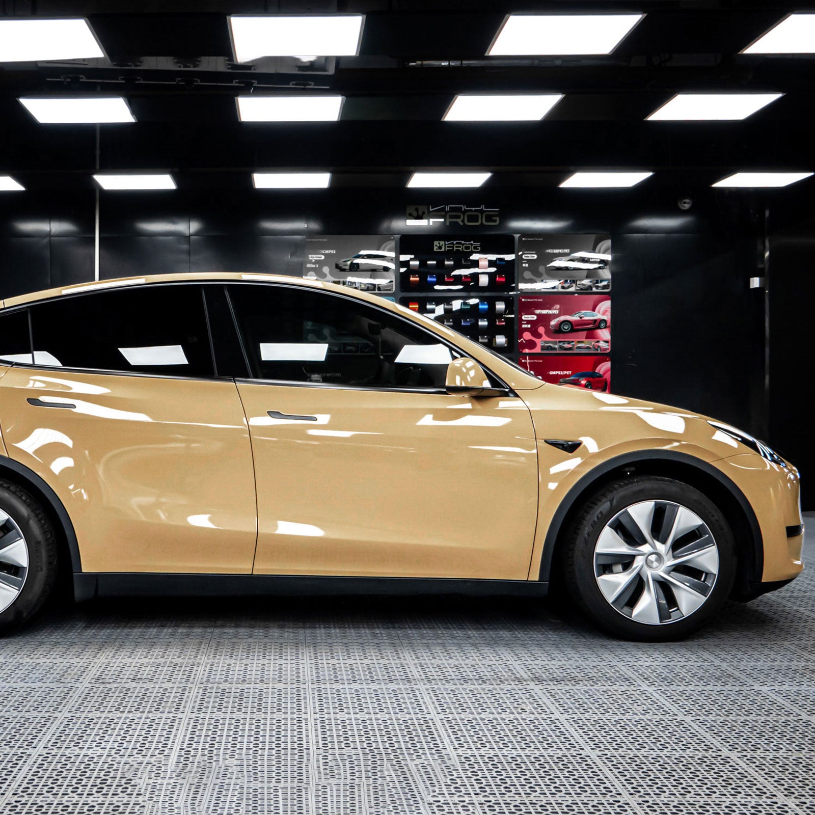 High Glossy Decent Burlywood Color PPF (Paint Protection Film)