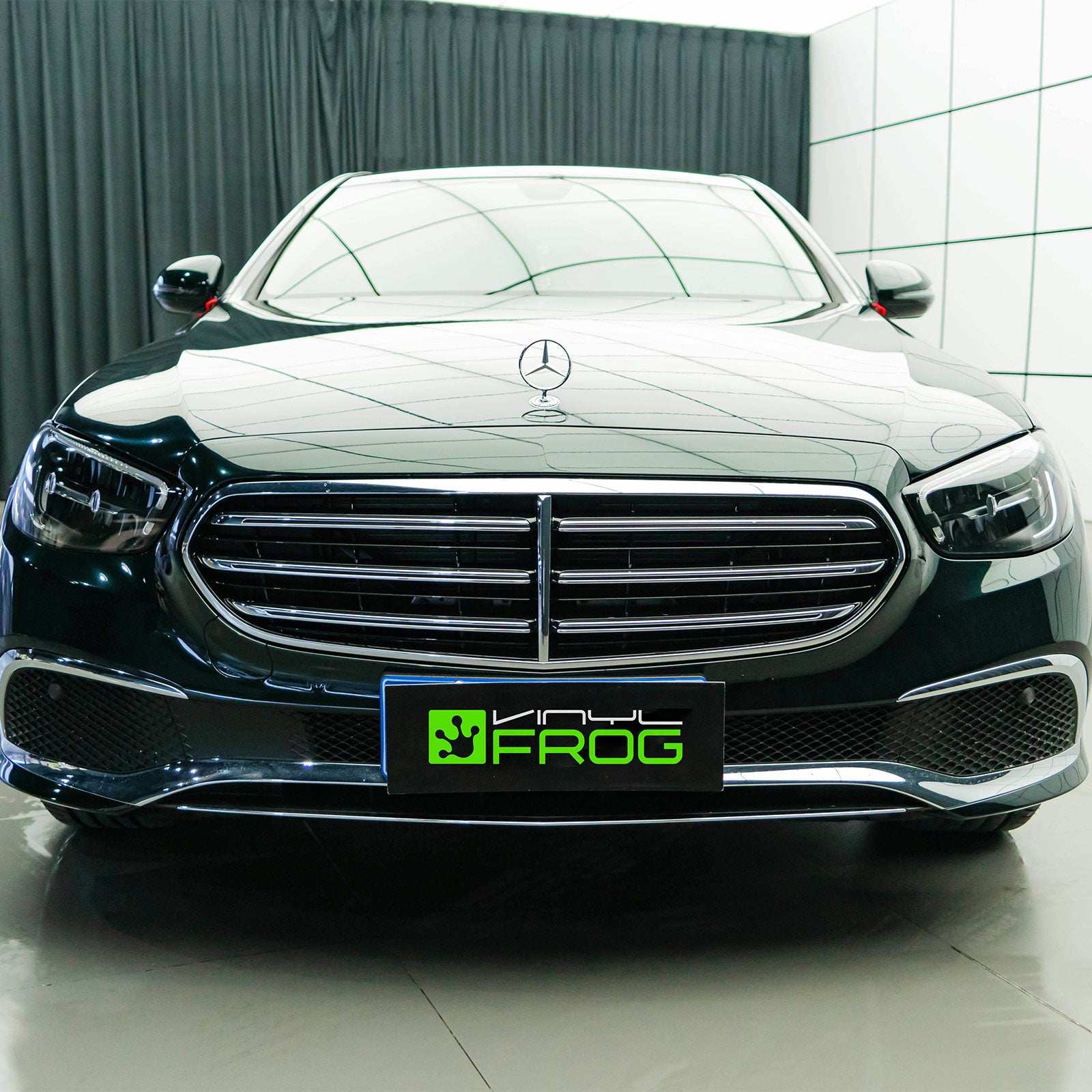 Glossy Metallic Royal Green Color PPF (Paint Protection Film)