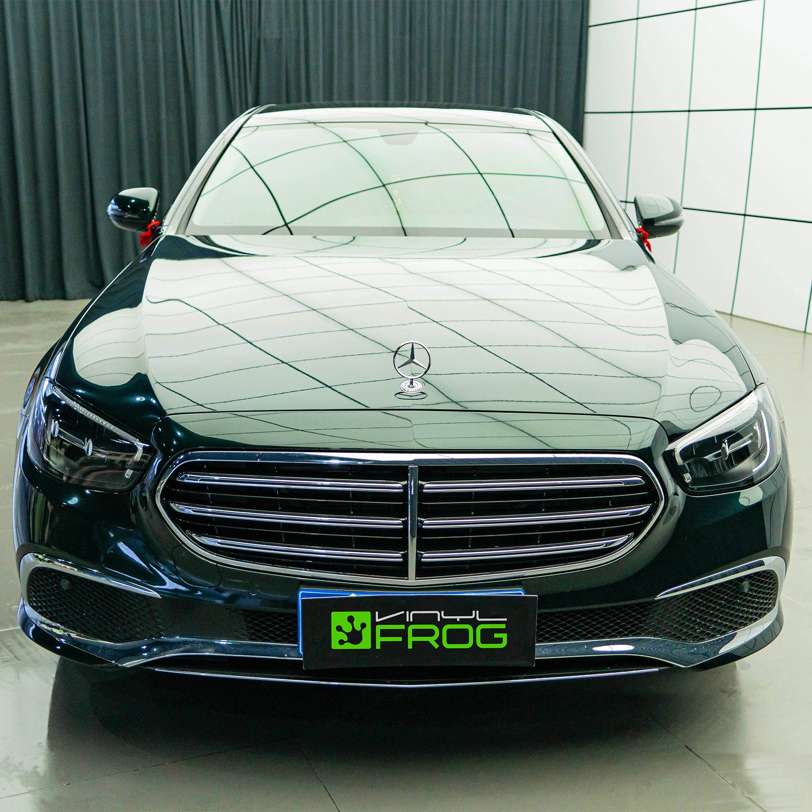 Glossy Metallic Royal Green Color PPF (Paint Protection Film)