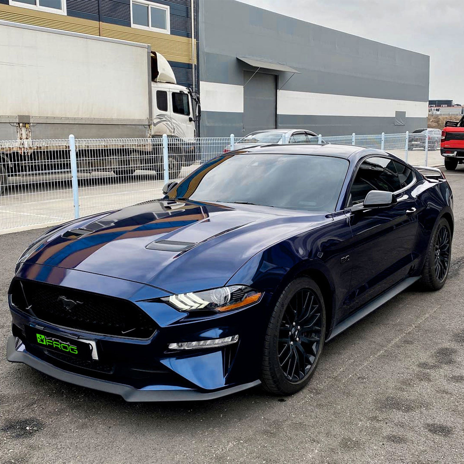 Glossy Metallic Tanzanite Blue Color PPF (Paint Protection Film)