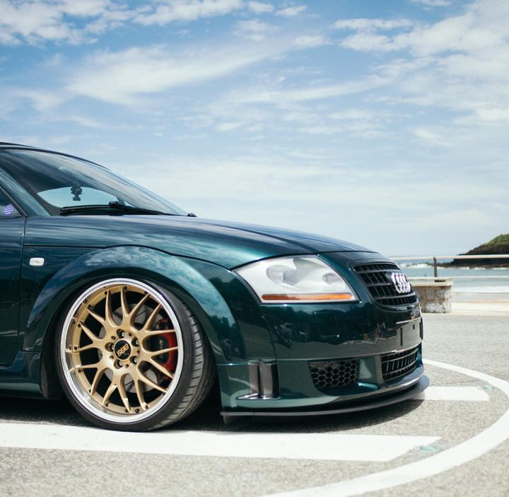 Glossy Metallic Deep Jungle Green Vinyl Wrap