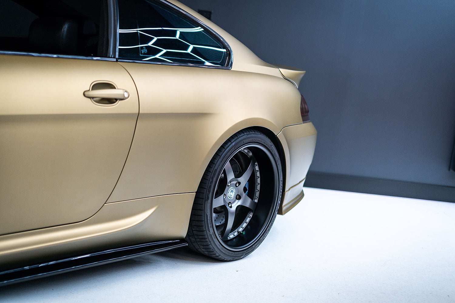 How Much Does It Cost To Wrap A Car Gold? – vinylfrog