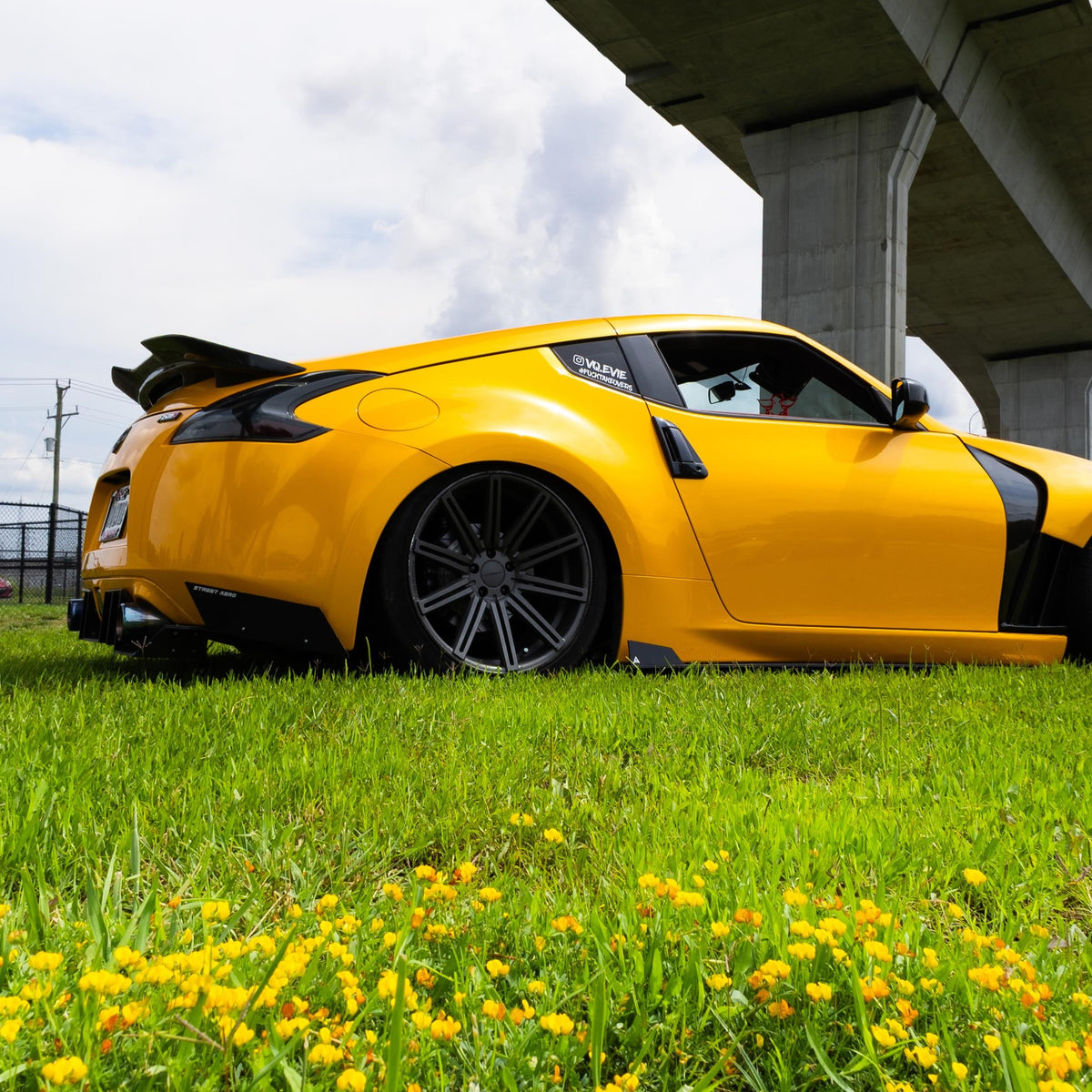Glossy Metallic Golden Yellow Vinyl Wrap