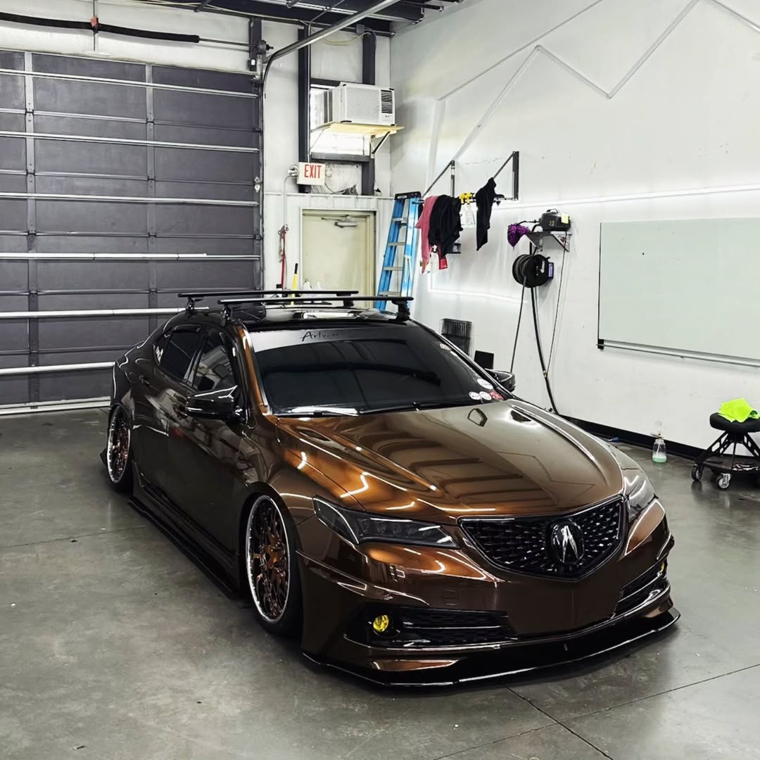 Glossy Metallic Mocha Brown Vinyl Wrap