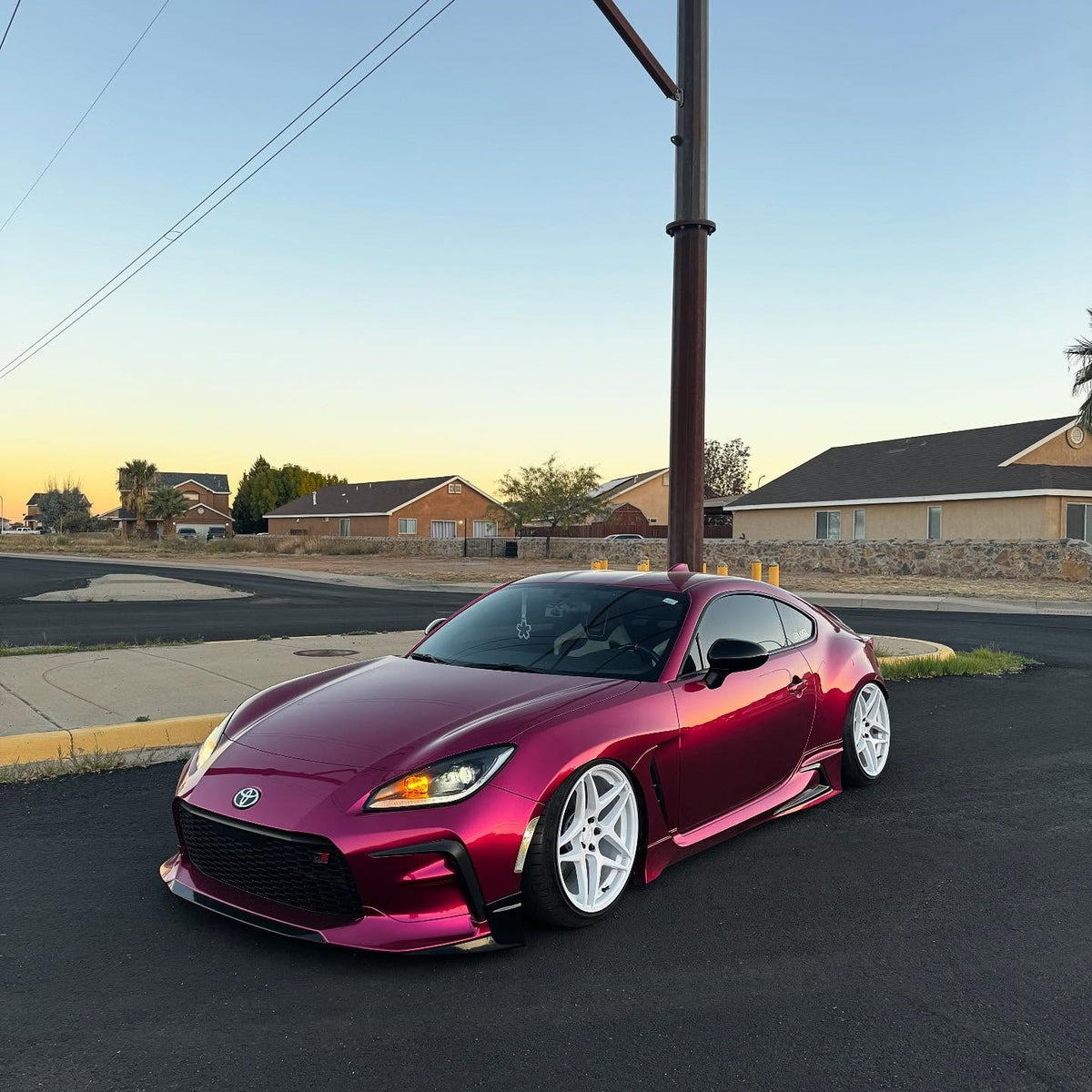Glossy Metallic Rubellite Purple Vinyl Wrap