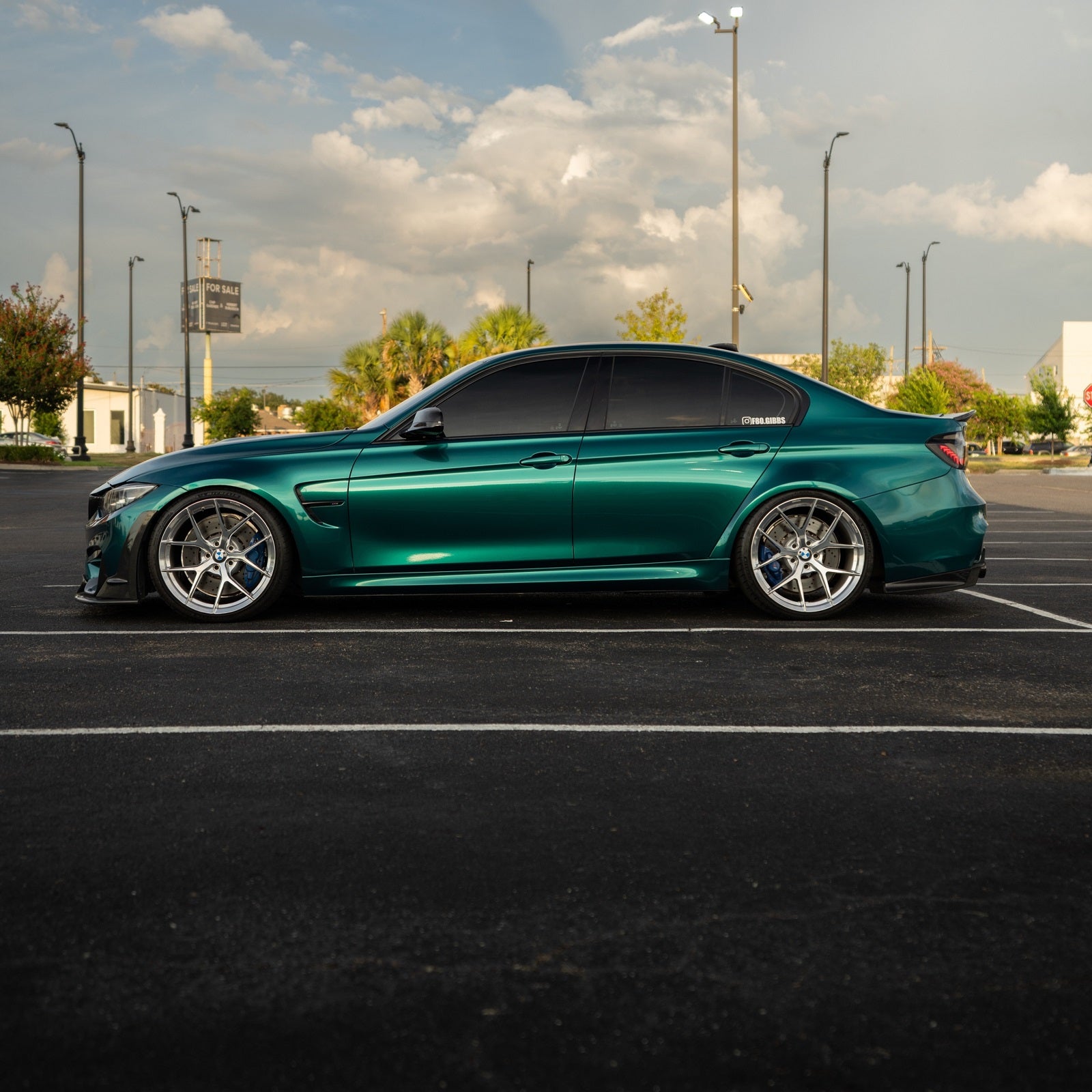Glossy Metallic Deep Sea Green Vinyl Wrap