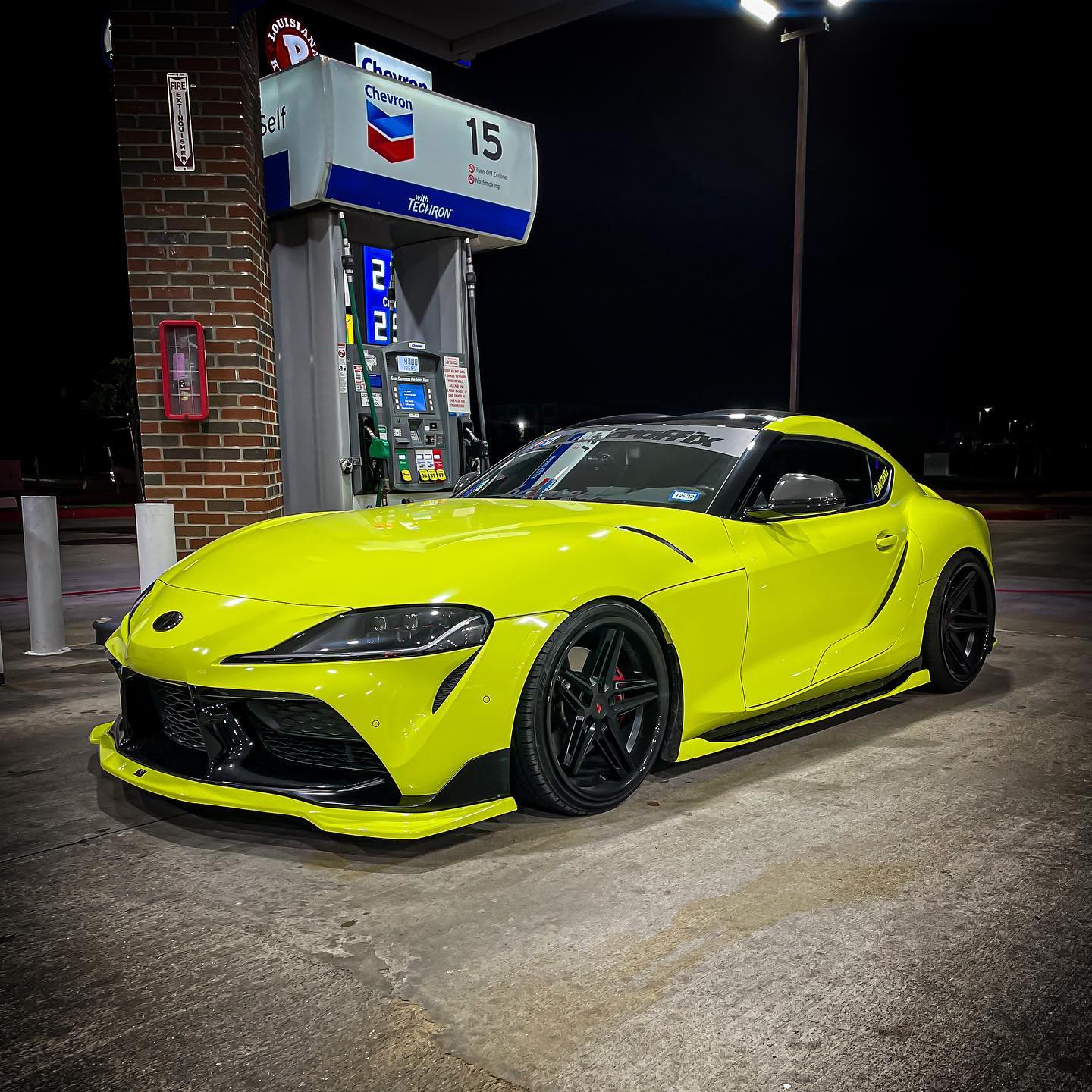 High Glossy Chartreuse Yellow Vinyl Wrap – vinylfrog